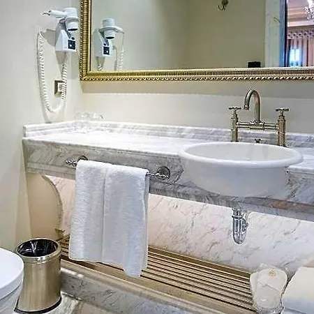 Hotel Ortakoey Istanbul