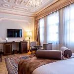 Ortakoey Hotel