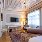 Ortakoey 3*