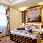Hotel Ortakoey